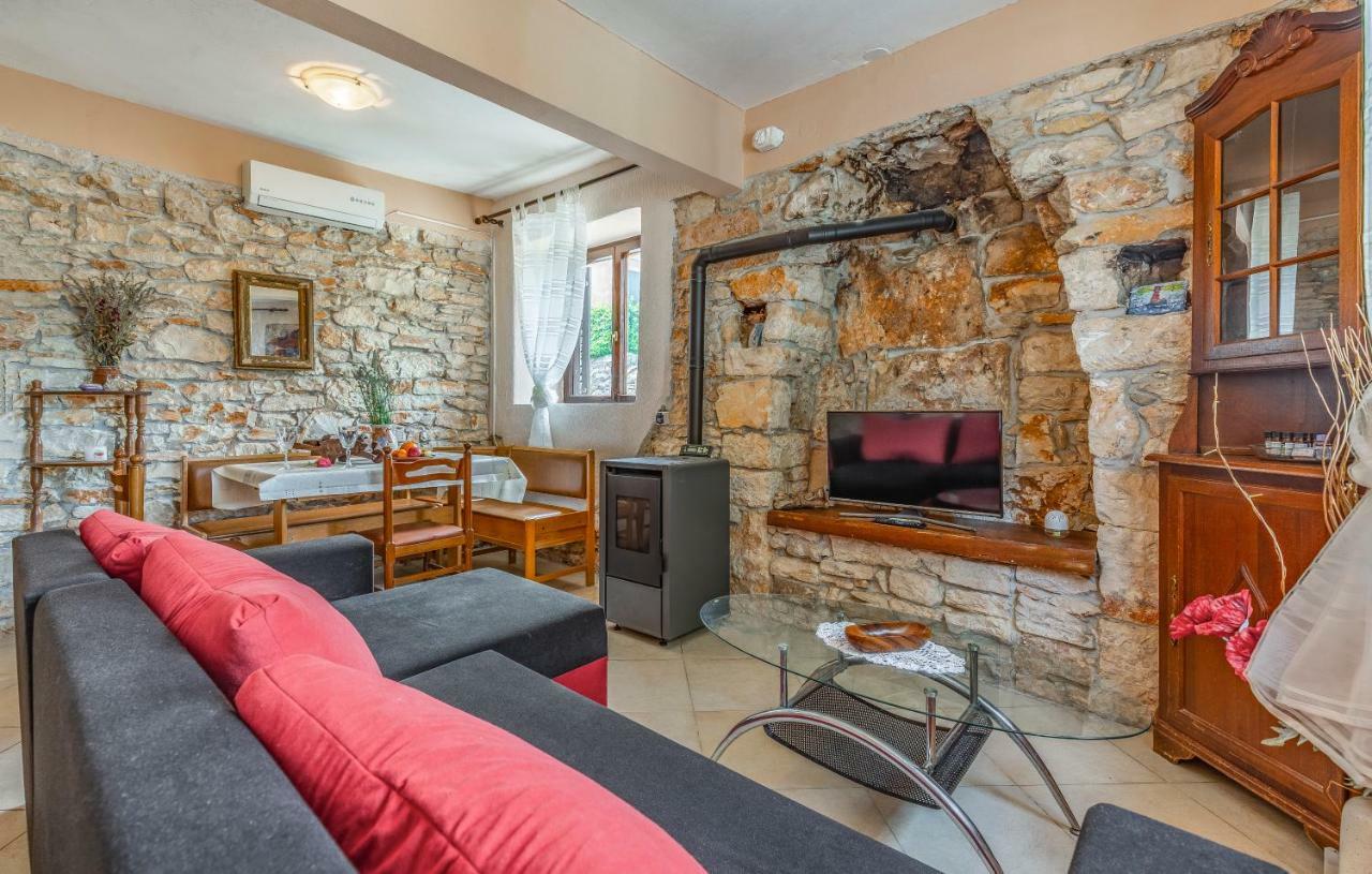 Stone House Histria Villa Медулин Екстериор снимка